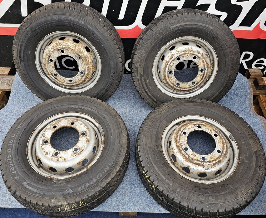 Cauciucuri/AnvelopeIarna 225-75-16C+JanteTablaIvecoDaily,MercedesVario