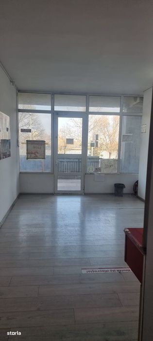 Vand  Spatiu Comercial Central
