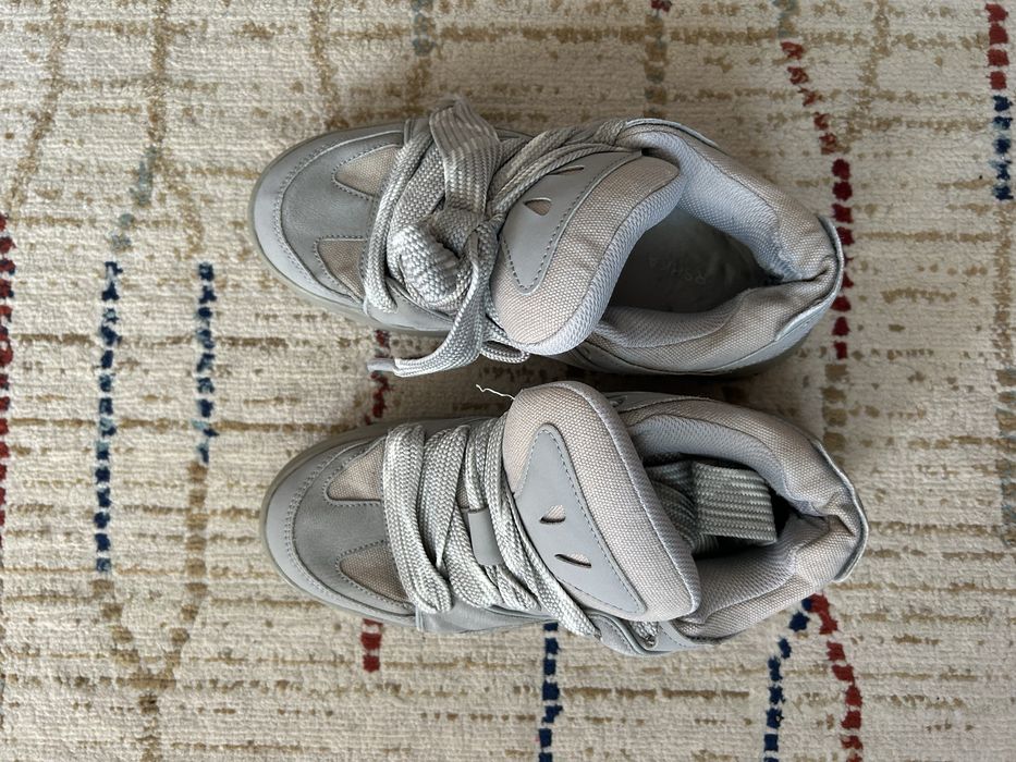 Adidasi Bershka Marimea 39