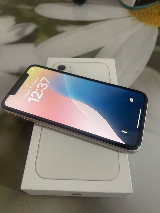 Айфон 11 на 128гб
