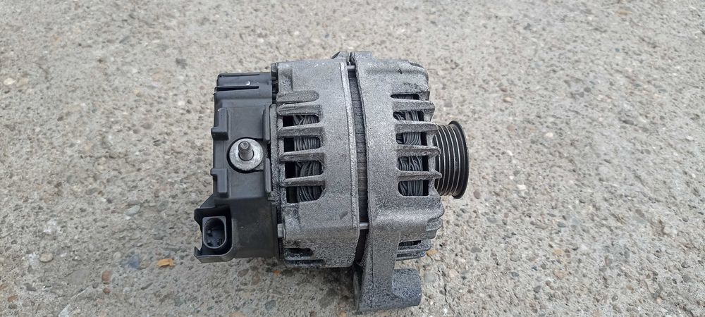 Alternator BMW X3 F25 X4 F26 Seria 5 6 7 F10 F11 F01 F12 F13, 8570672