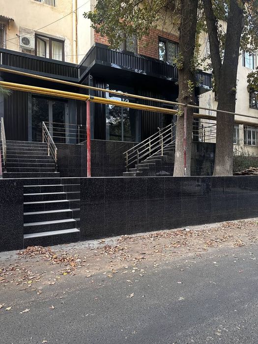 Срочно Срочно продаётся Офис самом центре Ц5