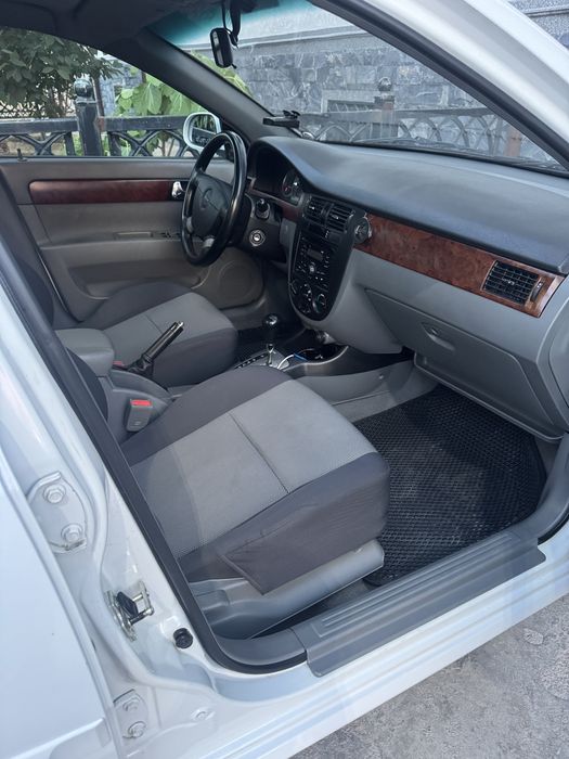 Chevrolet Lacetti 1.6 avtomat