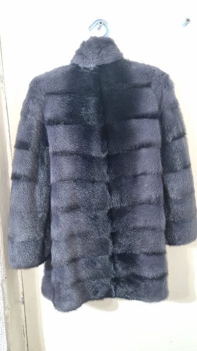 Продам шубу норковую