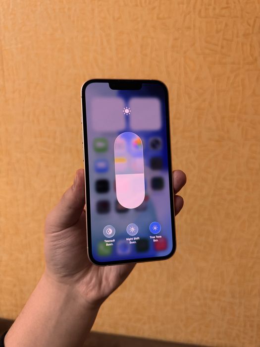 iPhone 13 128GB. 100% . В отличном состоянии !