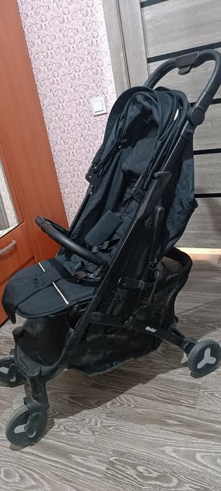 Детская коляска.