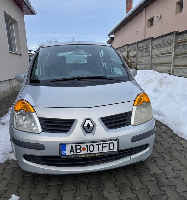 Vând Renault Modus