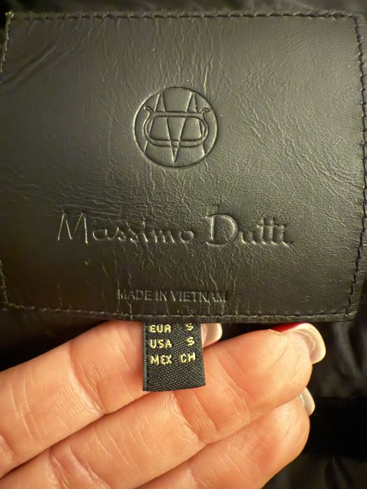 Черно яке с гъши пух Massimo Dutti