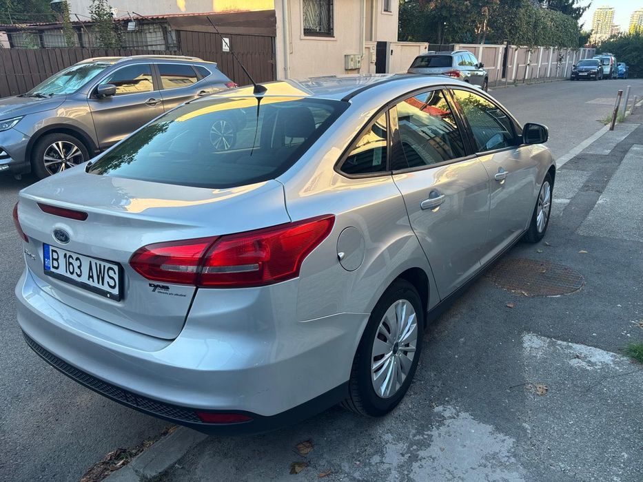 FORD Focus 2015 — imagine 4