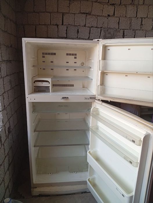 Ассалому алейкум катта холодильник сотилади холати ишлаши идеал келиши
