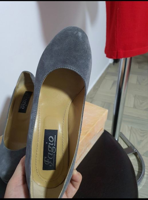 Pantofi din piele naturala întoarsă, toc comod, mas. 37,