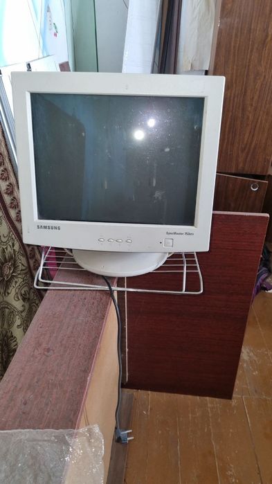 Kompyuter monitor