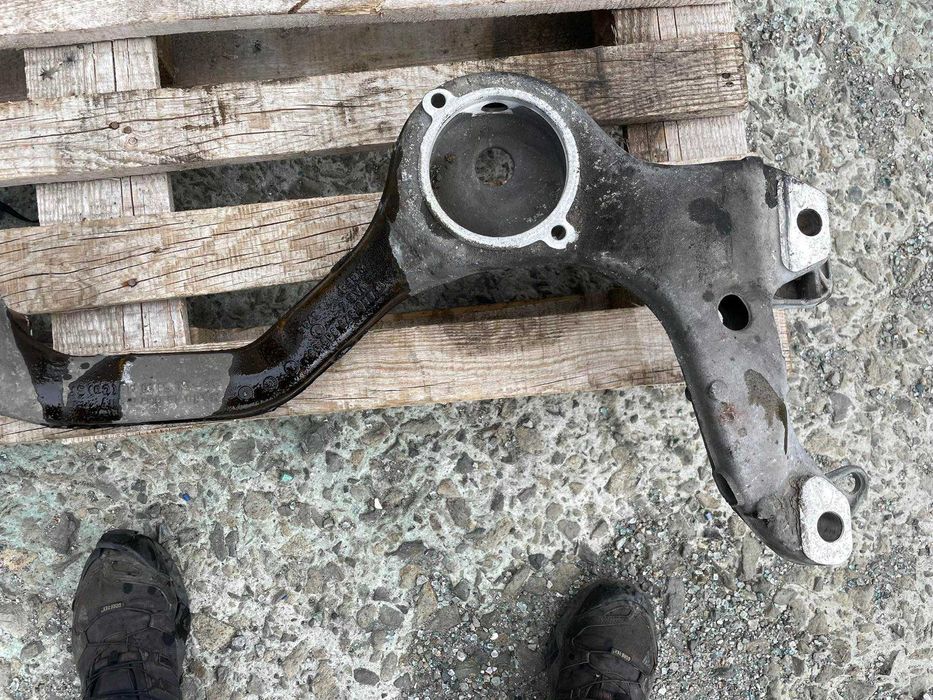 Греда под Двигател Porsche Cayenne 957 4,8 V8