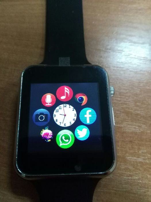 Продам хороший часы телефон