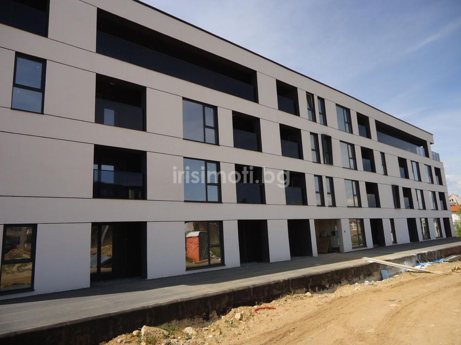Продава се Тристаен апартамент в София, Малинова долина - 99 кв.м за 1370 €/кв.м - Снимка #2
