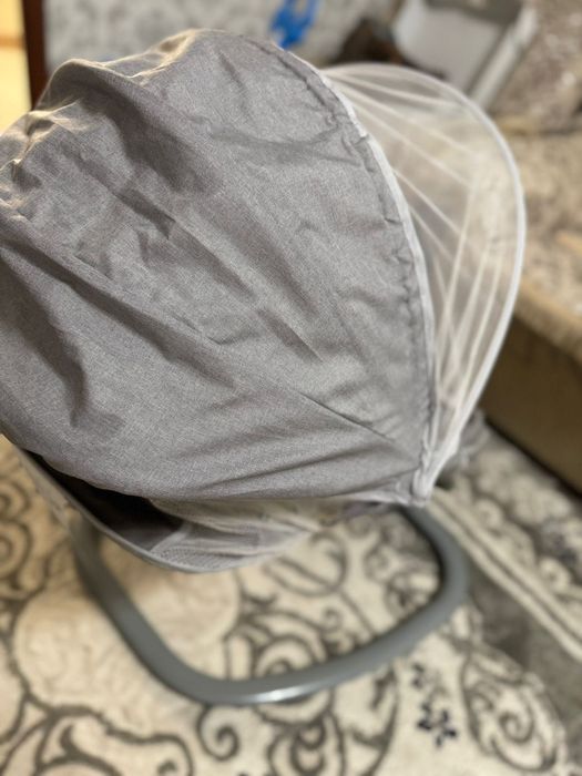 Продам шезлонг детский, подходит новорожденным