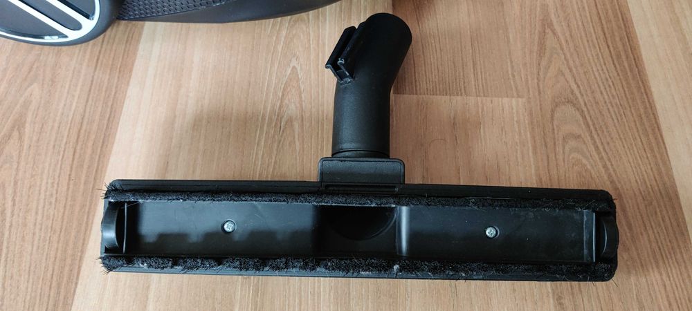 Прахосмукачка ROWENTA RO4881EA