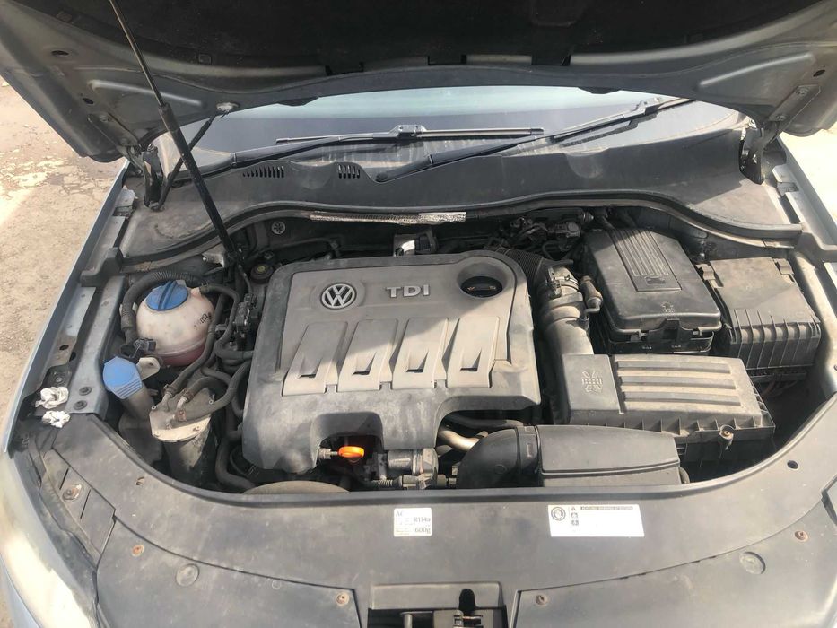 Piese din dezmembrari VW Passat B7 2.0tdi CFFB,culoare LC7Z, cutie LNZ