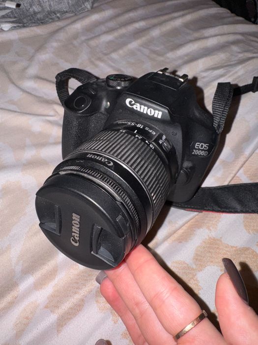Фотоаппарат Canon EOS 2000D!