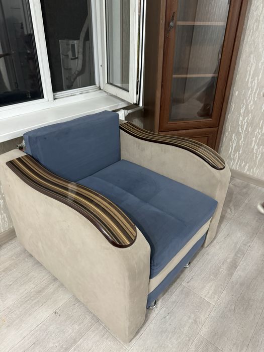 Диван и два кресла раскладные