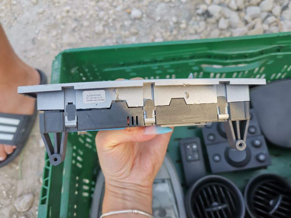 Интериор, климатроник и СД за Опел Мерива / Агила А