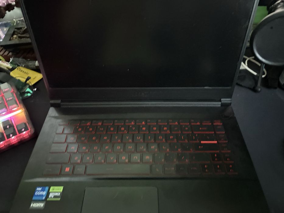 Геймърски лаптоп MSI GF63 Thin
