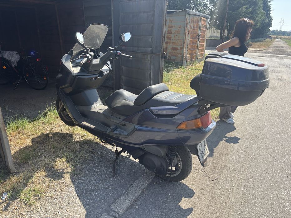 Yamaha majesty 250