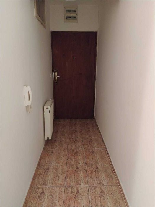 Дава се под наем Двустаен апартамент в Пловдив, Остромила - 59 кв.м за 229.5 € - Снимка #3