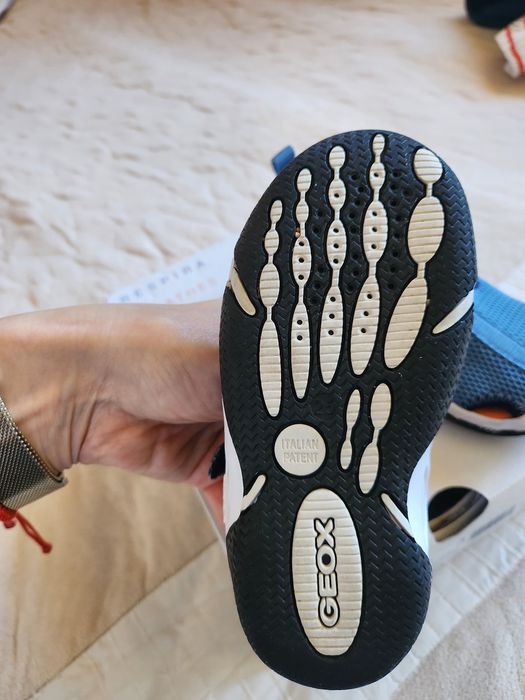 Детски сандали Geox