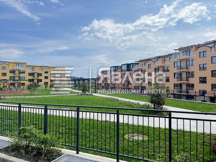 Продава се Двустаен апартамент в Варна, м-т Траката - 127 кв.м за 1111 €/кв.м - Снимка #4