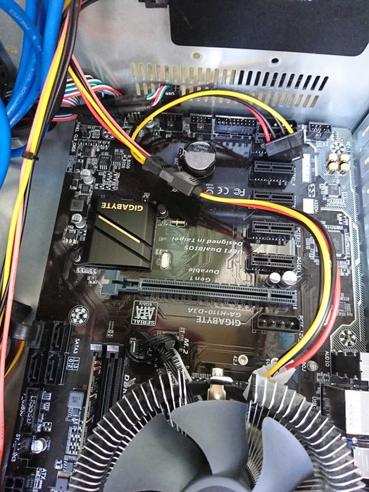 Майнинг ферма на 6 видеокарт