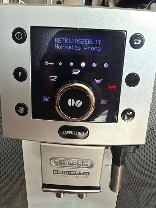 Delonghi Кафемашина
