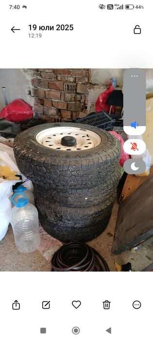 Гуми и джанти за японски джип