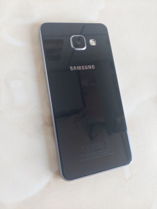 Vand Samsung Galaxy A3 Black fără probleme, codat Vodafone /poze reale