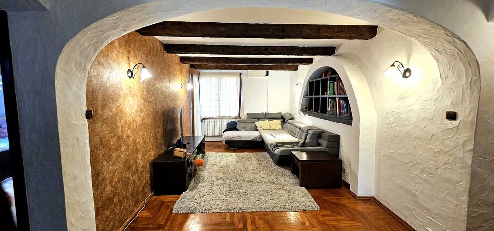 Apartament deosebit cu 3 camere  70 mp  Bloc tip vilă  Etaj 1  Zona Iosia – Str. Cazaban