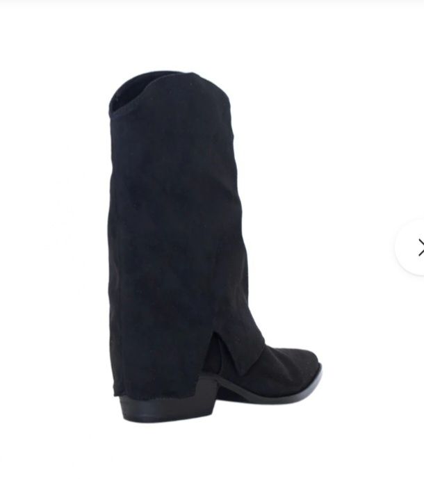 Модерни нови дамски ботуши  размер 38