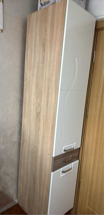 Mobila bicatarie in stare foarte buna, scaune bucatrie