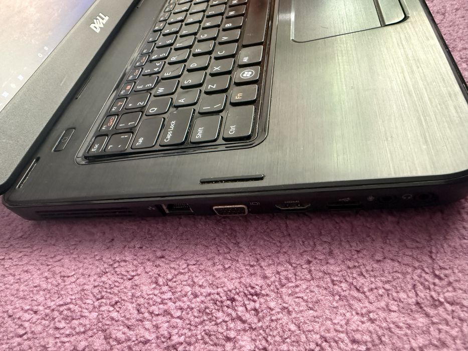 laptop Dell Inspiron 15 M5040 in stare perfecta de functionare