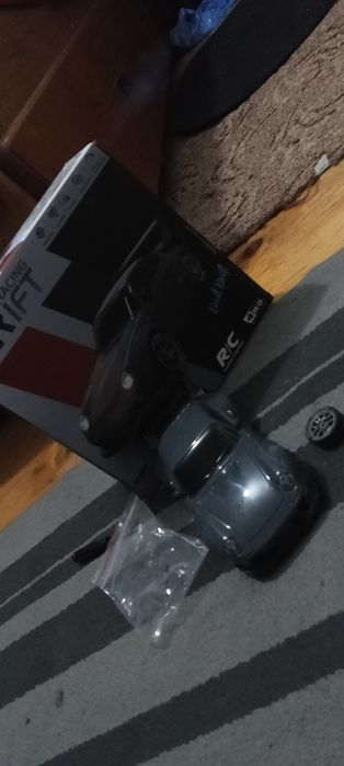 Mașinuță de drift nouă în cutie!
