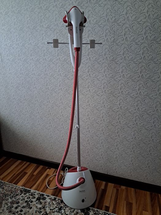 Отпариватель вертикальный Tefal б/у почти новое