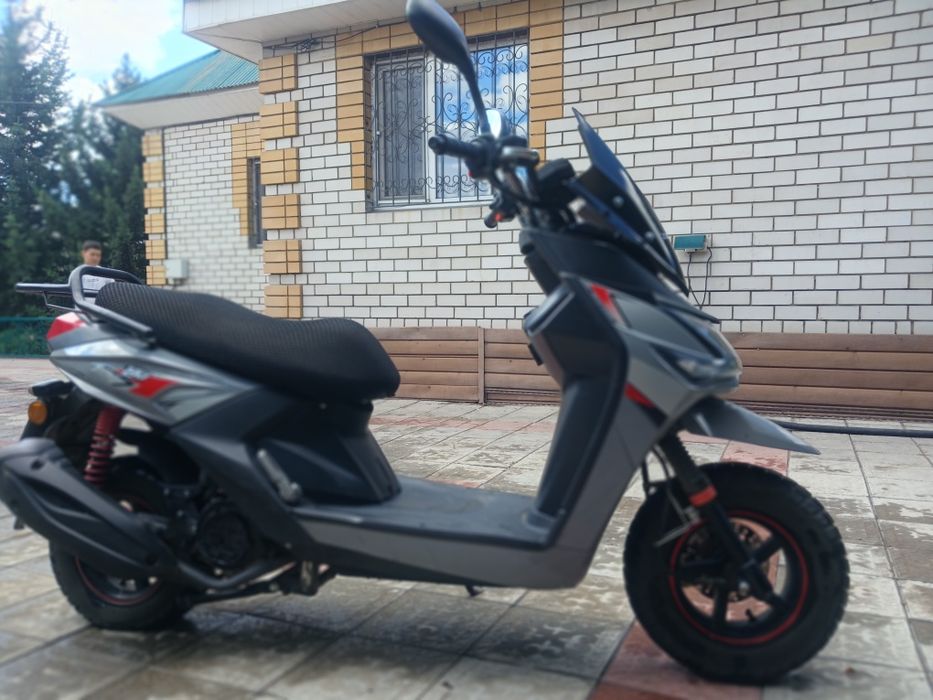 Скутер ZIDANYI 49 CC