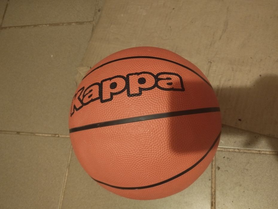 Нови 2 топки - баскетбол и волейбол