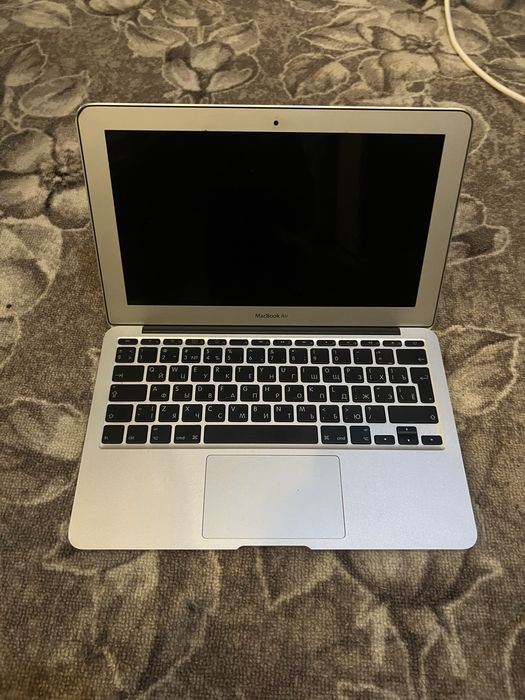 MacBook Air 11 2011 года
