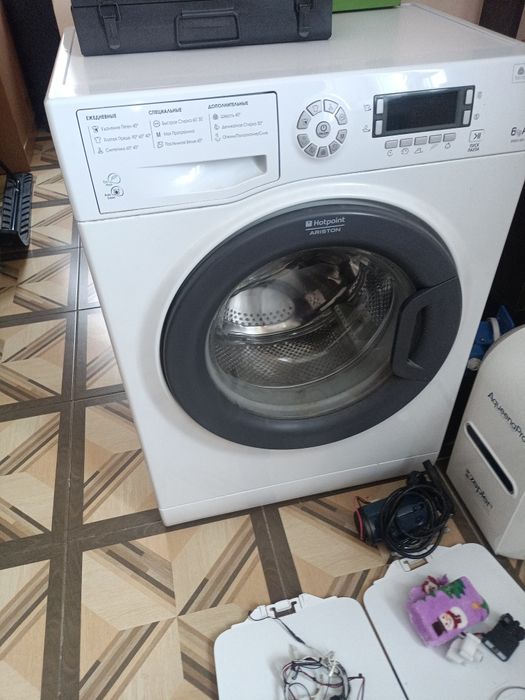 Продам стиральную машину