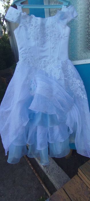 Продам бальное платье.