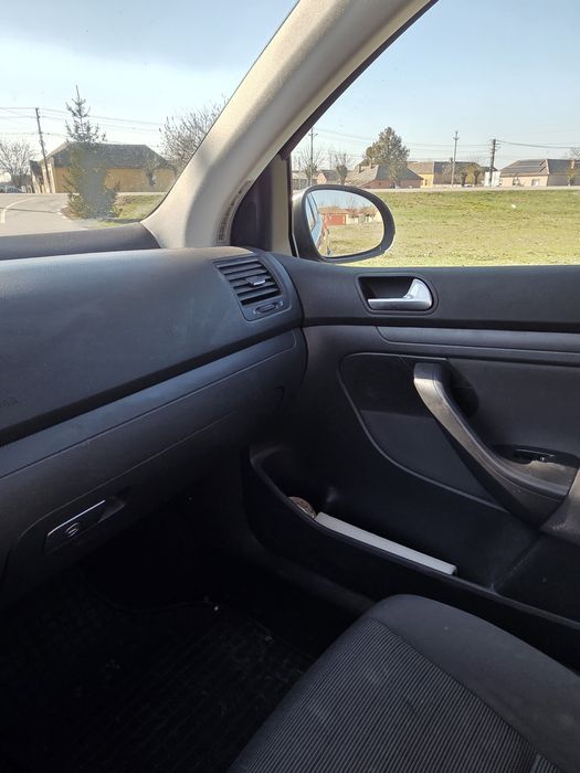 De vanzare Vw golf 5