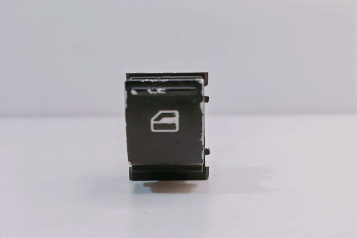 Buton Geamuri Electric  7L6959855B Volkswagen VW Passat B7 seria