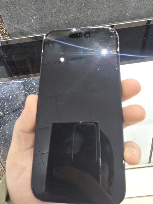 Продам срочно 15 айфон