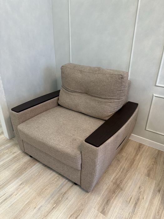 Продам Диван  + 2 кресла-кровати