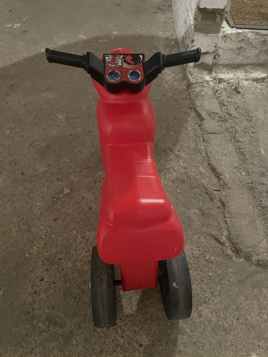 Motocicleta copii cu trei roti
